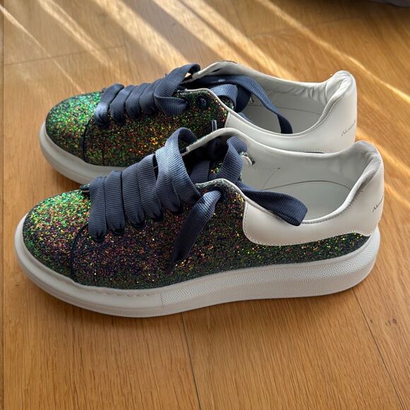 Alexander McQueen Women's Oversized Sneaker in Petrol Blue size 10 nwt - Picture 7 of 15